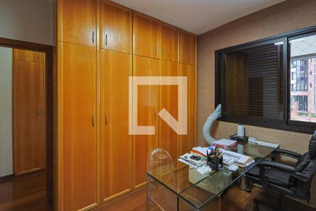 Quarto 1 de apartamento à venda com 4 quartos, 212m² em Anchieta, Belo Horizonte