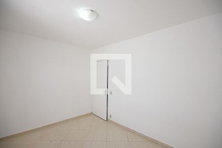 Quarto 1 de casa para alugar com 2 quartos, 145m² em Jardim Monte Alegre, Taboão da Serra