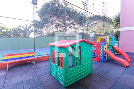Apartamento à venda com 57m², 2 quartos e 1 vaga Apartamento à venda com 57m², 2 quartos e 1 vagaÁrea comum - Playground