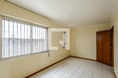 Dormitório de apartamento para alugar com 2 quartos, 60m² em São Geraldo, Porto Alegre