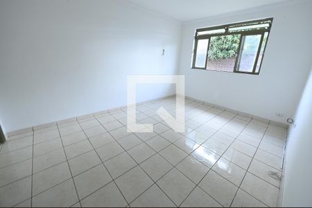 Casa para alugar com 420m², 3 quartos e 2 vagasSala