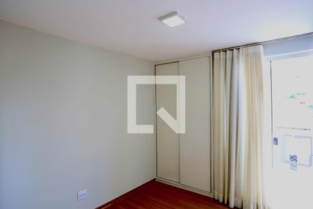 Suíte de apartamento à venda com 3 quartos, 174m² em Sagrada Família, Belo Horizonte