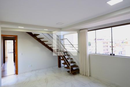 Sala de apartamento à venda com 3 quartos, 174m² em Sagrada Família, Belo Horizonte