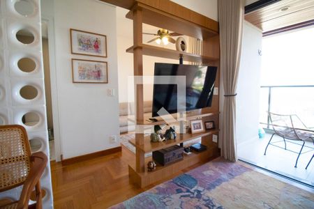 Sala de apartamento para alugar com 2 quartos, 60m² em Vila Madalena, São Paulo