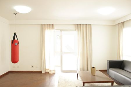 Apartamento para alugar com 167m², 3 quartos e 2 vagasSala