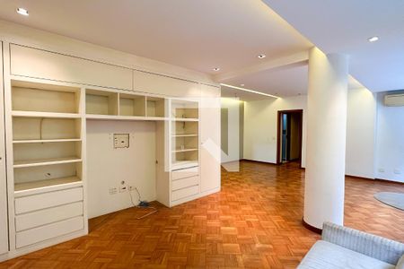 Sala de apartamento à venda com 3 quartos, 160m² em Copacabana, Rio de Janeiro