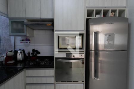 Cozinha de casa de condomínio à venda com 2 quartos, 72m² em Vila Nilo, São Paulo