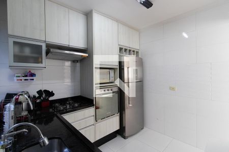 Cozinha de casa de condomínio à venda com 2 quartos, 72m² em Vila Nilo, São Paulo