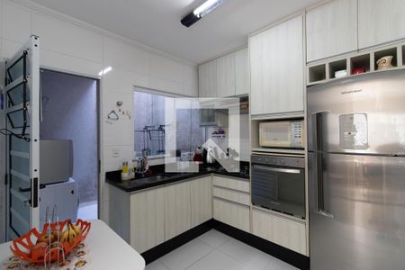 Cozinha de casa de condomínio à venda com 2 quartos, 72m² em Vila Nilo, São Paulo