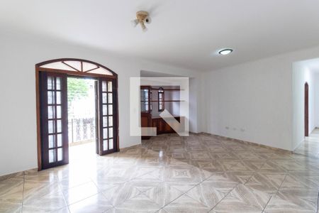 Casa à venda com 250m², 3 quartos e 2 vagasSala