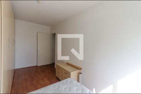 Quarto de apartamento à venda com 1 quarto, 47m² em Medianeira, Porto Alegre