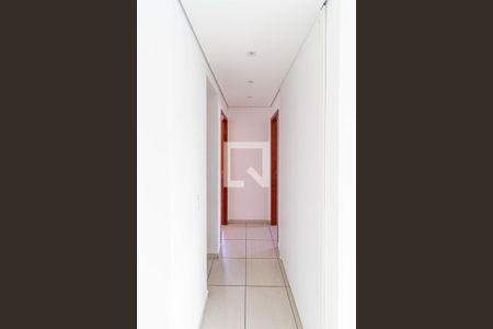 Corredor de apartamento à venda com 2 quartos, 64m² em Paquetá, Belo Horizonte