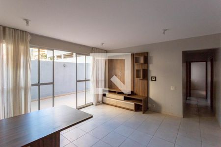 Apartamento para alugar com 201m², 3 quartos e 3 vagasSala