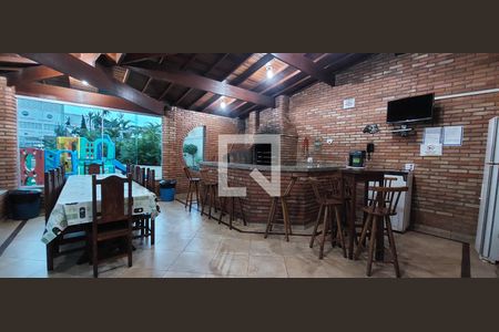 Apartamento à venda com 300m², 3 quartos e 2 vagas Apartamento à venda com 300m², 3 quartos e 2 vagasÁrea comum - Churrasqueira