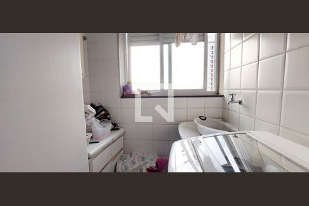 Apartamento à venda com 300m², 3 quartos e 2 vagas Apartamento à venda com 300m², 3 quartos e 2 vagasÁrea de Serviço