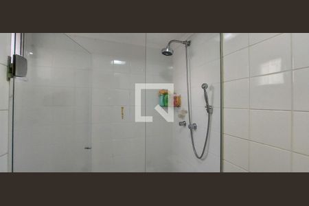 Apartamento à venda com 300m², 3 quartos e 2 vagas Apartamento à venda com 300m², 3 quartos e 2 vagasBanheiro 2