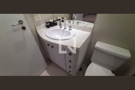 Apartamento à venda com 187m², 5 quartos e 3 vagas Apartamento à venda com 187m², 5 quartos e 3 vagasBanheiro da Suíte 2