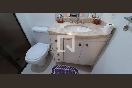 Apartamento à venda com 187m², 5 quartos e 3 vagas Apartamento à venda com 187m², 5 quartos e 3 vagasBanheiro da Suíte 3