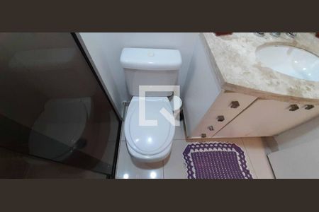 Apartamento à venda com 187m², 5 quartos e 3 vagas Apartamento à venda com 187m², 5 quartos e 3 vagasBanheiro da Suíte 3