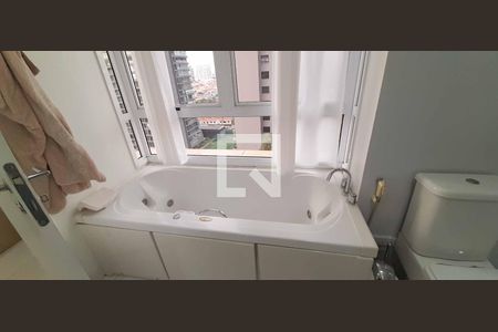 Apartamento à venda com 187m², 5 quartos e 3 vagas Apartamento à venda com 187m², 5 quartos e 3 vagasBanheiro da Suíte 1