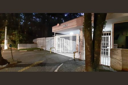 Apartamento à venda com 187m², 5 quartos e 3 vagas Apartamento à venda com 187m², 5 quartos e 3 vagasFachada e portaria