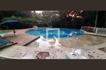 Apartamento à venda com 187m², 5 quartos e 3 vagas Apartamento à venda com 187m², 5 quartos e 3 vagasÁrea comum - Piscina