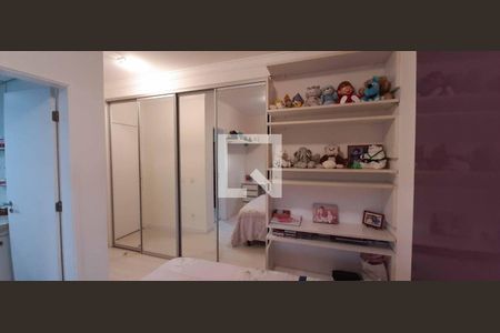 Apartamento à venda com 187m², 5 quartos e 3 vagas Apartamento à venda com 187m², 5 quartos e 3 vagasSuíte 3