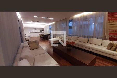Apartamento à venda com 187m², 5 quartos e 3 vagas Apartamento à venda com 187m², 5 quartos e 3 vagasÁrea comum - Salão de festas