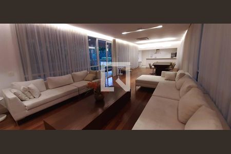 Apartamento à venda com 187m², 5 quartos e 3 vagas Apartamento à venda com 187m², 5 quartos e 3 vagasÁrea comum