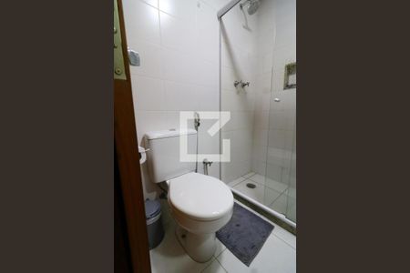 Banheiro de apartamento para alugar com 1 quarto, 40m² em Ribeira, Rio de Janeiro
