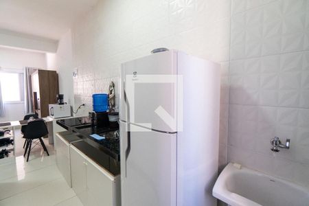 Cozinha e Área de Serviço de kitnet/studio para alugar com 1 quarto, 30m² em Parque Jabaquara, São Paulo