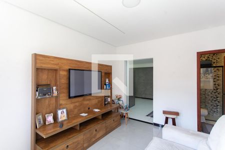 Sala de casa à venda com 2 quartos, 60m² em Rio Branco, Belo Horizonte