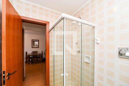 Banheiro de apartamento para alugar com 1 quarto, 41m² em Jardim Dona Leopoldina, Porto Alegre
