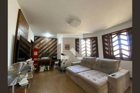 Casa à venda com 7 quartos, 370m² em Castelo, Belo Horizonte