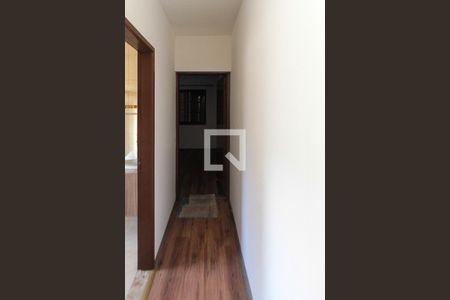 Corredor de casa para alugar com 3 quartos, 115m² em Vila California, São Paulo