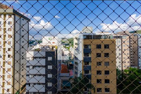 Vista de apartamento à venda com 3 quartos, 106m² em Buritis, Belo Horizonte