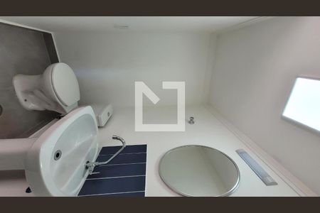 Banheiro de kitnet/studio à venda com 1 quarto, 44m² em Centro, Campinas