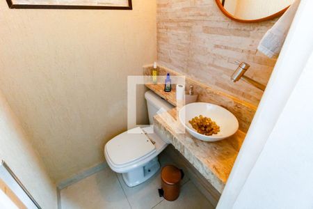 Lavabo de casa de condomínio para alugar com 3 quartos, 150m² em Parque Monte Alegre, Taboão da Serra