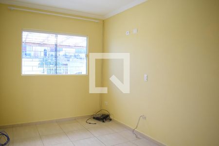 Sala de casa para alugar com 3 quartos, 75m² em Campo de Santana, Curitiba