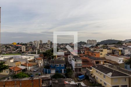 Vista do Quarto 2 de apartamento para alugar com 2 quartos, 55m² em Jardim Tupanci, Barueri