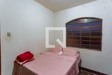 Quarto de casa à venda com 4 quartos, 138m² em Esplanada, Belo Horizonte