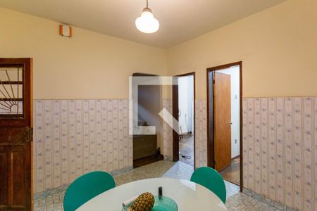 Sala de Jantar de casa à venda com 4 quartos, 138m² em Esplanada, Belo Horizonte