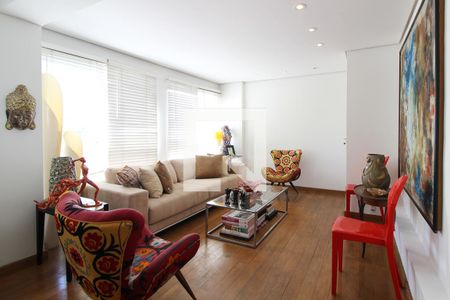 Hall de entrada de apartamento à venda com 3 quartos, 150m² em Jardim Paulista, São Paulo