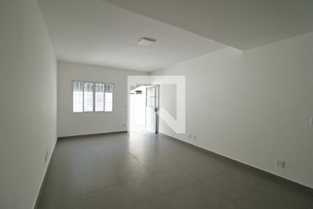 Escada de apartamento para alugar com 1 quarto, 89m² em Santana, São Paulo