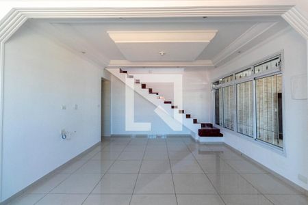 Sala de casa à venda com 2 quartos, 130m² em Vila Granada, São Paulo