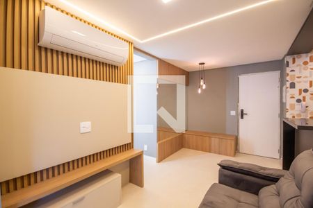 Sala de apartamento à venda com 2 quartos, 48m² em Industrial Centro, Osasco