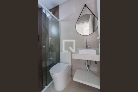 Banheiro de kitnet/studio para alugar com 1 quarto, 25m² em Areias, São José