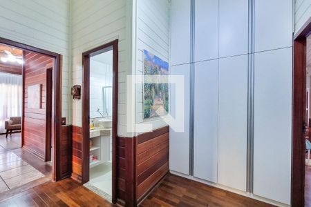 Corredor de casa de condomínio para alugar com 3 quartos, 150m² em Cj Res Espl do Sol, São José dos Campos