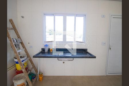 Sala e Cozinha de casa de condomínio para alugar com 2 quartos, 70m² em Vila Mazzei, São Paulo