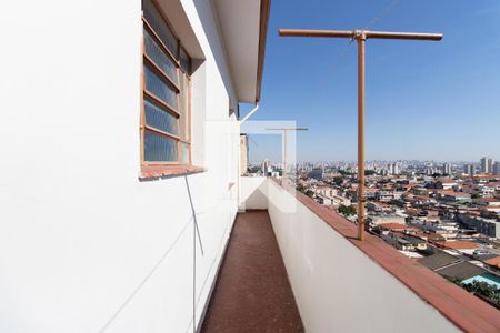 Sacada de casa à venda com 8 quartos, 593m² em Vila Leonor, São Paulo